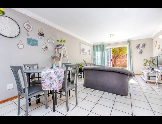 4 BEDROOM DUPLEX RENTED IN ALLEN'S NEK
